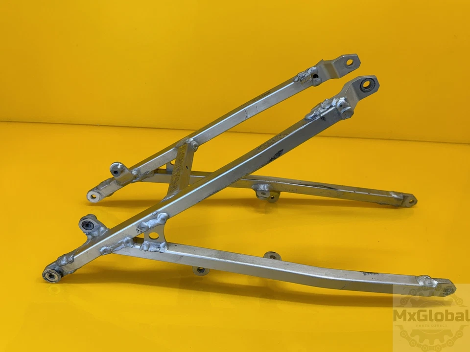 ЗАДНИЙ ПОДРАМНИК РАМЫ SUZUKI RM125 RM250 41200-37F21 - Изображение 4 из 4