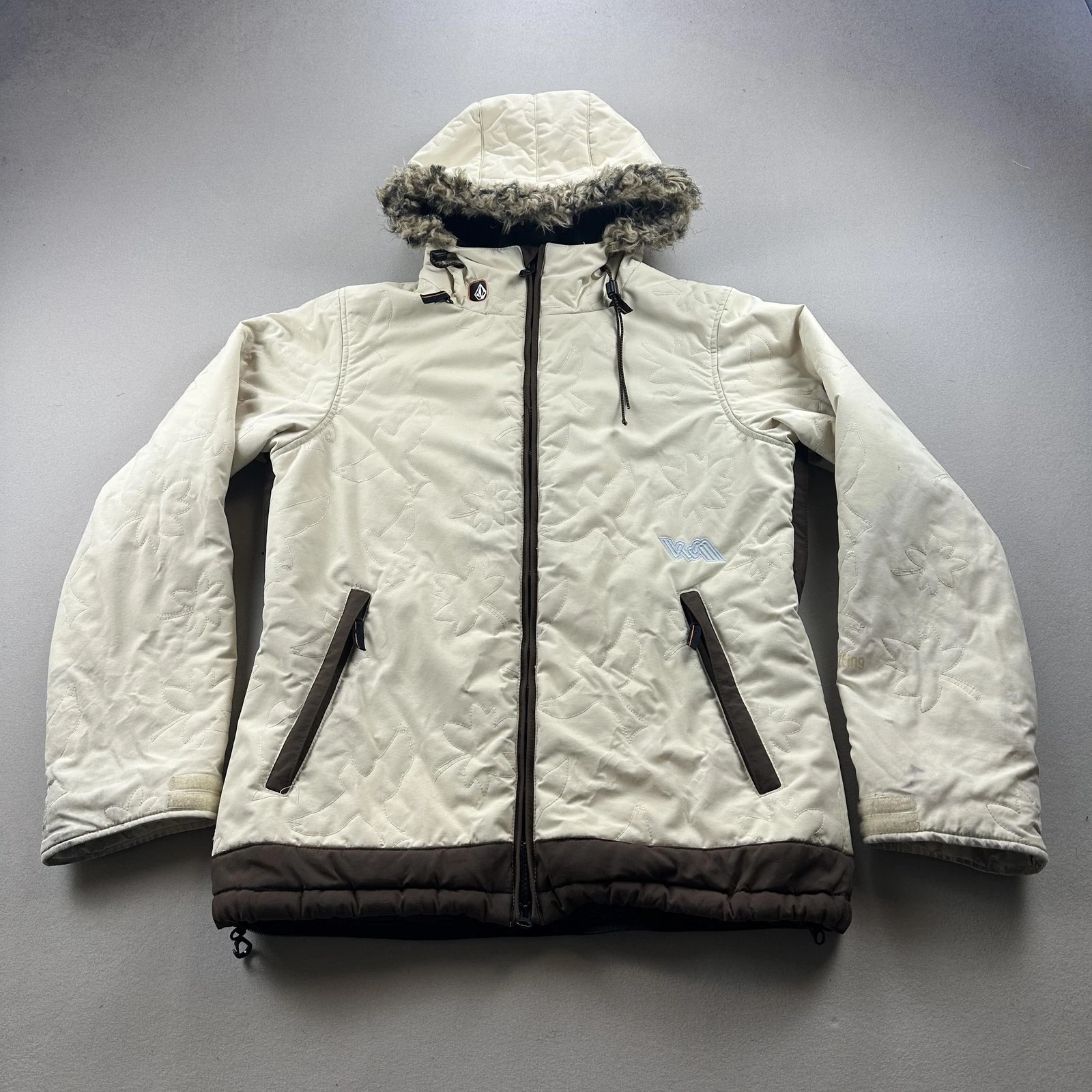 Volcom Ski Jacket Womens Medium Cream Thermonite Faux Fur Hooded Snowboard Zip