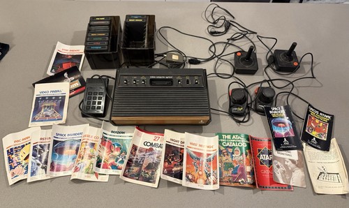 Consola Atari 2600 Lote No Probado 10 Juegos, Paletas, Joystick, Manuales, Cables