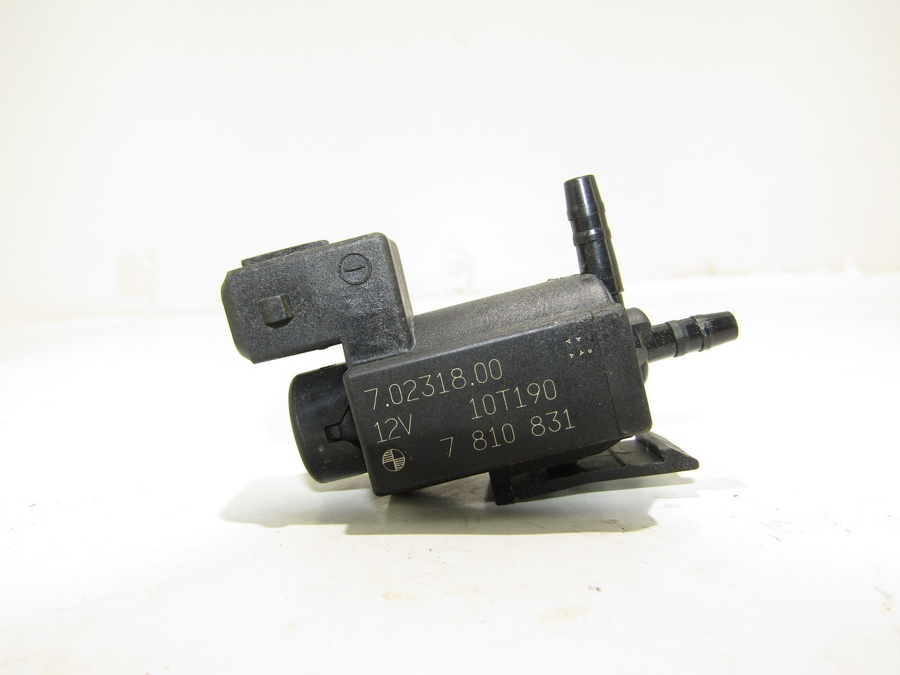 BMW 7 F01 F02 750 Li xDrive Magnetventil 70231800 7810831 2011 