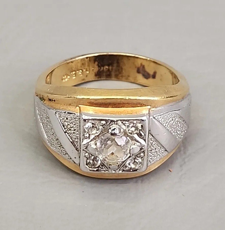 Mens Ring 18K HGE Silver Tone Pebbled Clear Rhinestone Sz Mens Ring 18K HGE Silver Tone Pebbled Clear Rhinestone Sz