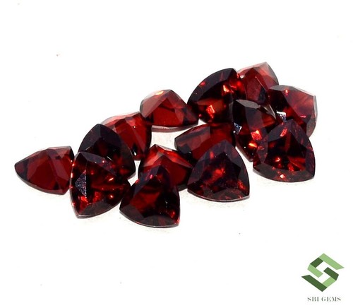 Natural Red Garnet Trillion Cut 6x6 mm Lot 10 Pcs 8.98 CTS Loose Gemstones - Picture 5 of 5