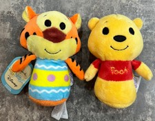 Hallmark Itty Bittys Easter Set Winnie The Pooh Classic Tigger 4.5  Plush Lot