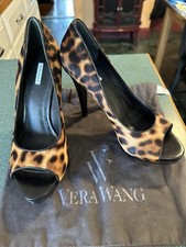 VERA WANG NEW Womens Leopard Calf Hair Open Toe Pumps Stiletto Heel Sz 8.5 Italy