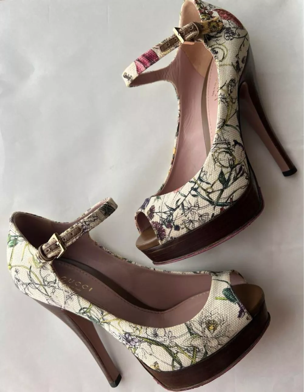 Escarpins GUCCI talon haut 351/2 motif floral