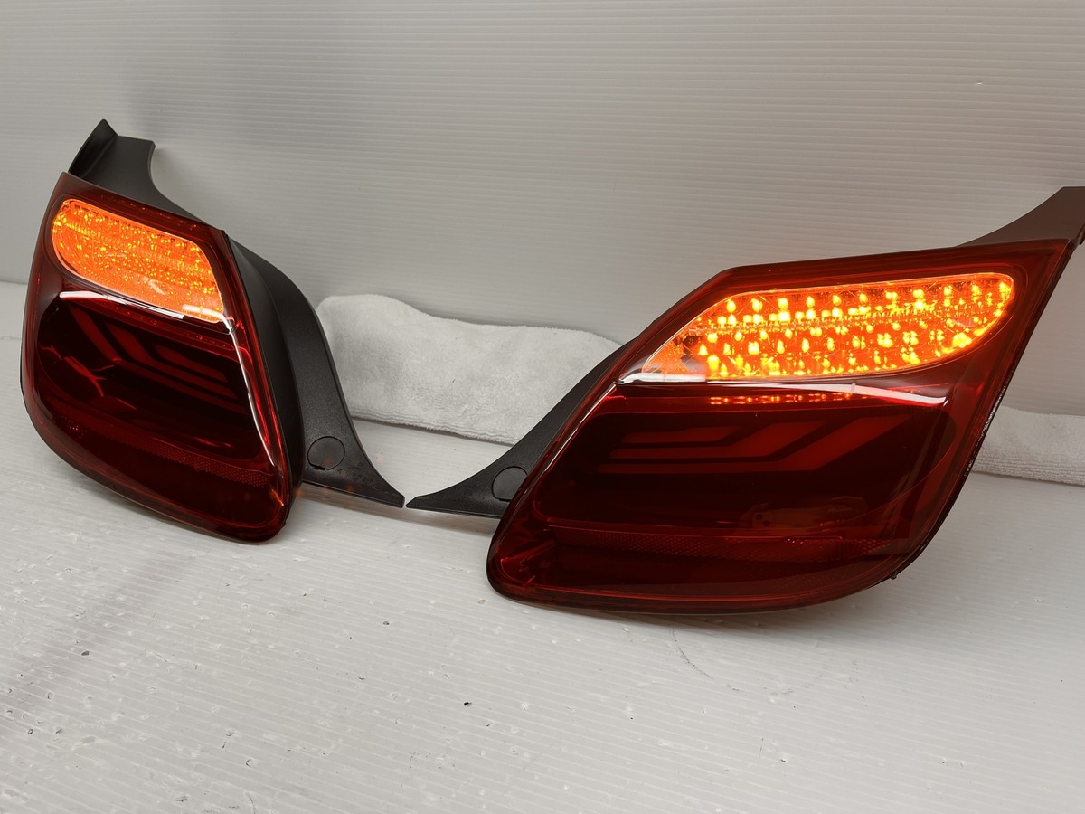 Lexus SC430 UZZ40 Soarer Late Full LED Tail Light Sequential