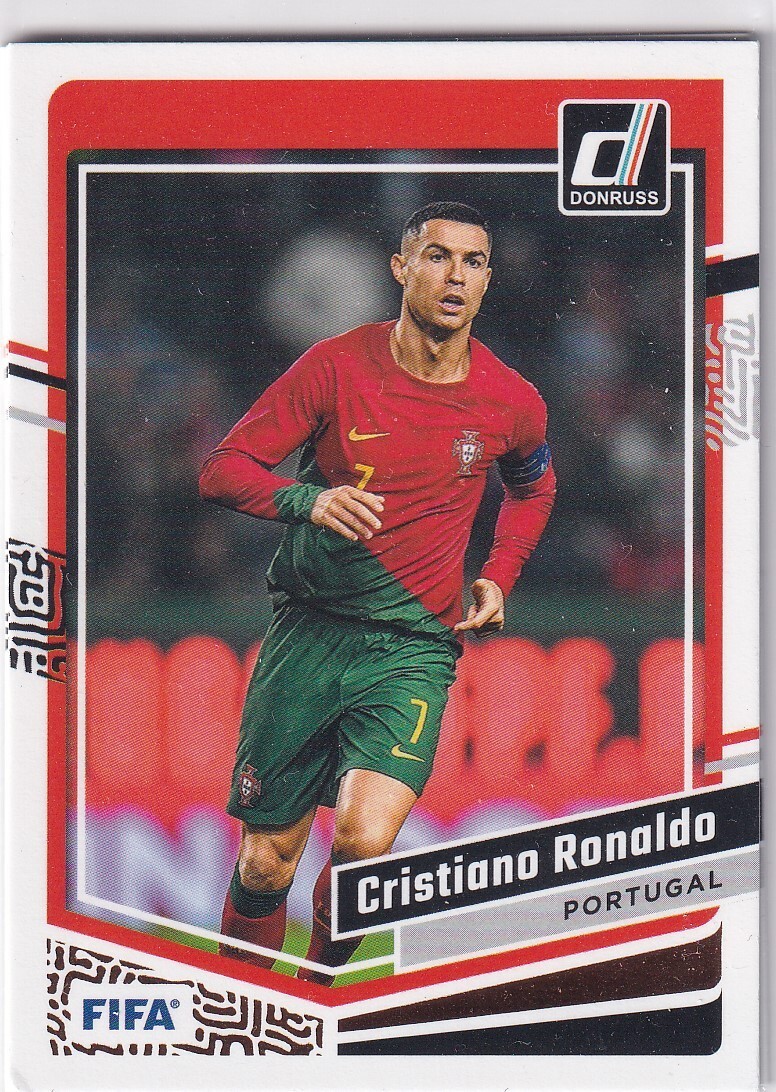 Panini Donruss Soccer Card 2023-24 No. 44 Cristiano Ronaldo