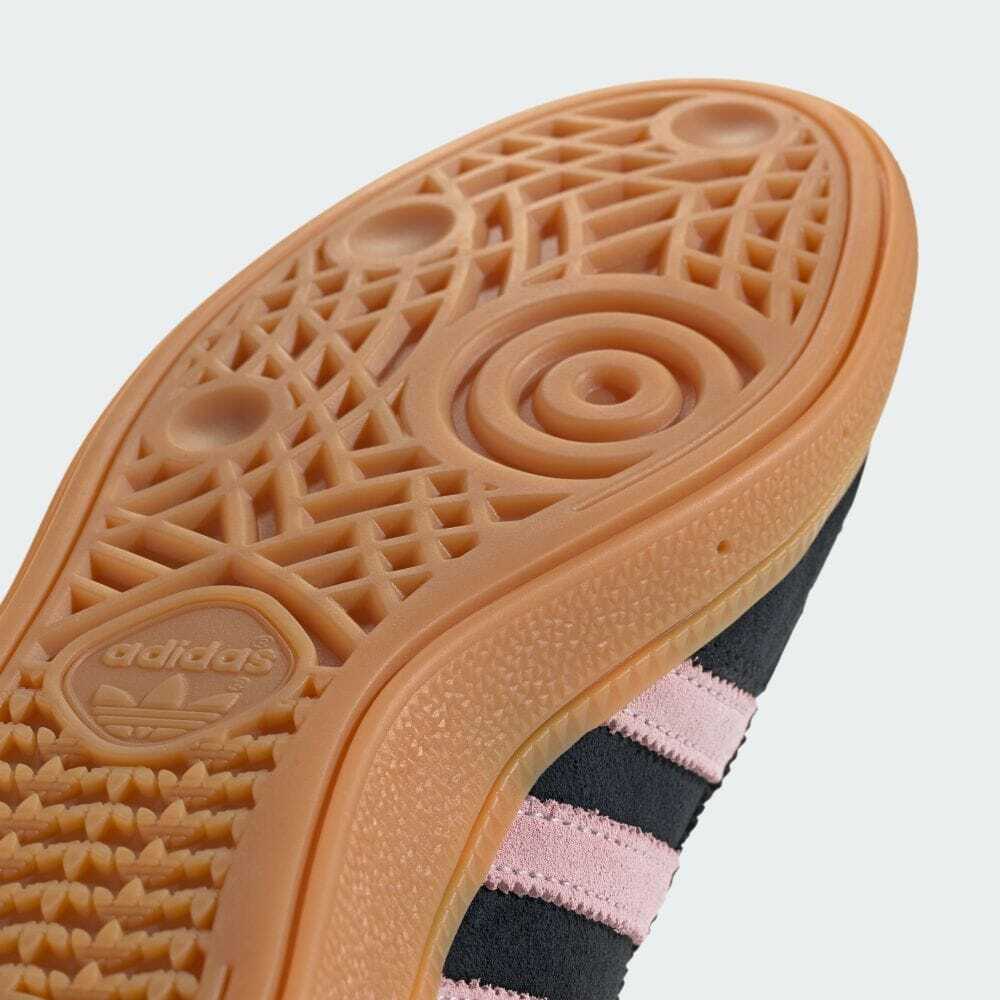 Adidas Originals HANDBALL SPEZIAL Core Black/Clear Pink/Gum Adidas Originals HANDBALL SPEZIAL Core Black/Clear Pink/Gum