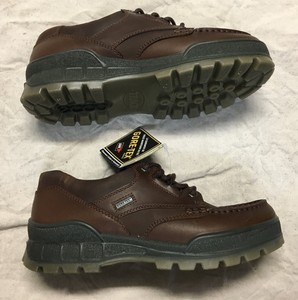 ecco men's track ii low