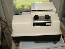 Revere 503 Image Projector 35 mm with magazine/case working