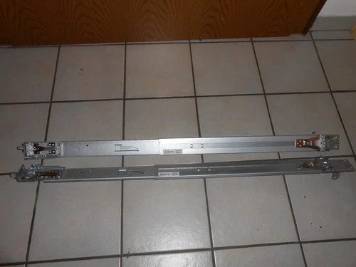 69Y5021 69Y5022 IBM Rails Schienen  X3550 X3650 M2 M3 links und rechts