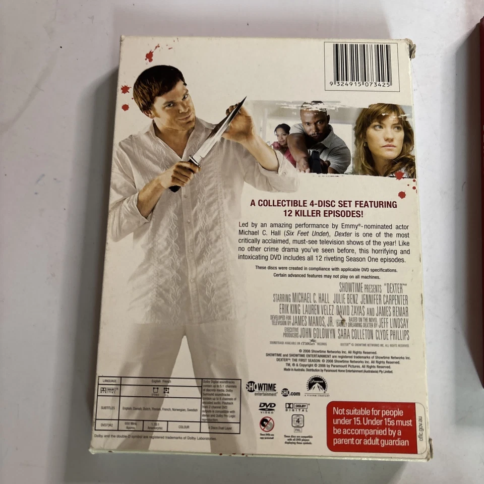 Dexter : Season 1 (DVD, 2006, 4-Disc) Region 4 - Image 3 of 4