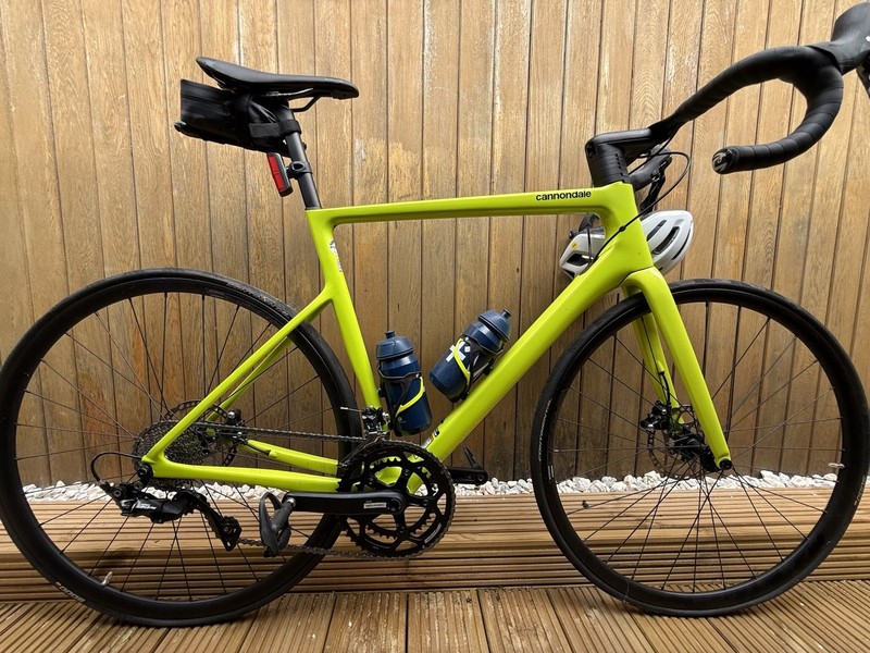 2023 Cannondale SuperSix EVO 105 Disc, size 56cm, in Highlighter Yellow