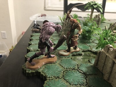 Heroscape lot  Fomarus  Custom Giant  Figure & Valkrill Card
