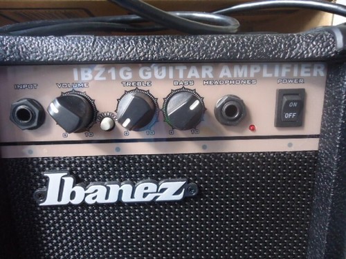 Ibanez Guitar Amplifier IBZ1G-N 16w with Manual and Original Box Lightly Used - Picture 2 of 7