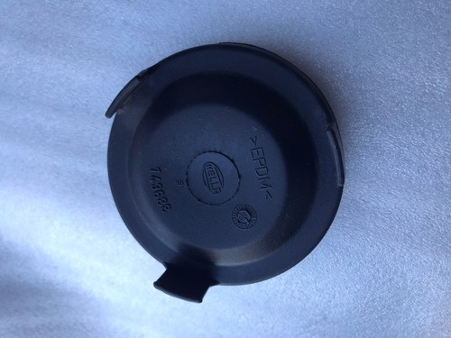 Ford Mercedes Opel VW Deckel Kappe Scheinwerfer Hella 143688