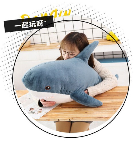 45CM Nuevo Ikea Blahaj Almohada Grande Peluche Tiburón Suave Relleno Lindo Animal Juguete Regalo - Imagen 6 de 7