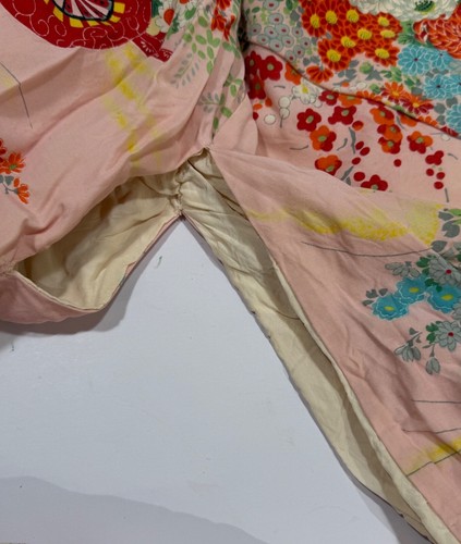 Kimono Hand Sewn Cotton VINTAGE Japan Pink/Peach Floral Robe 48" Long - Picture 6 of 17