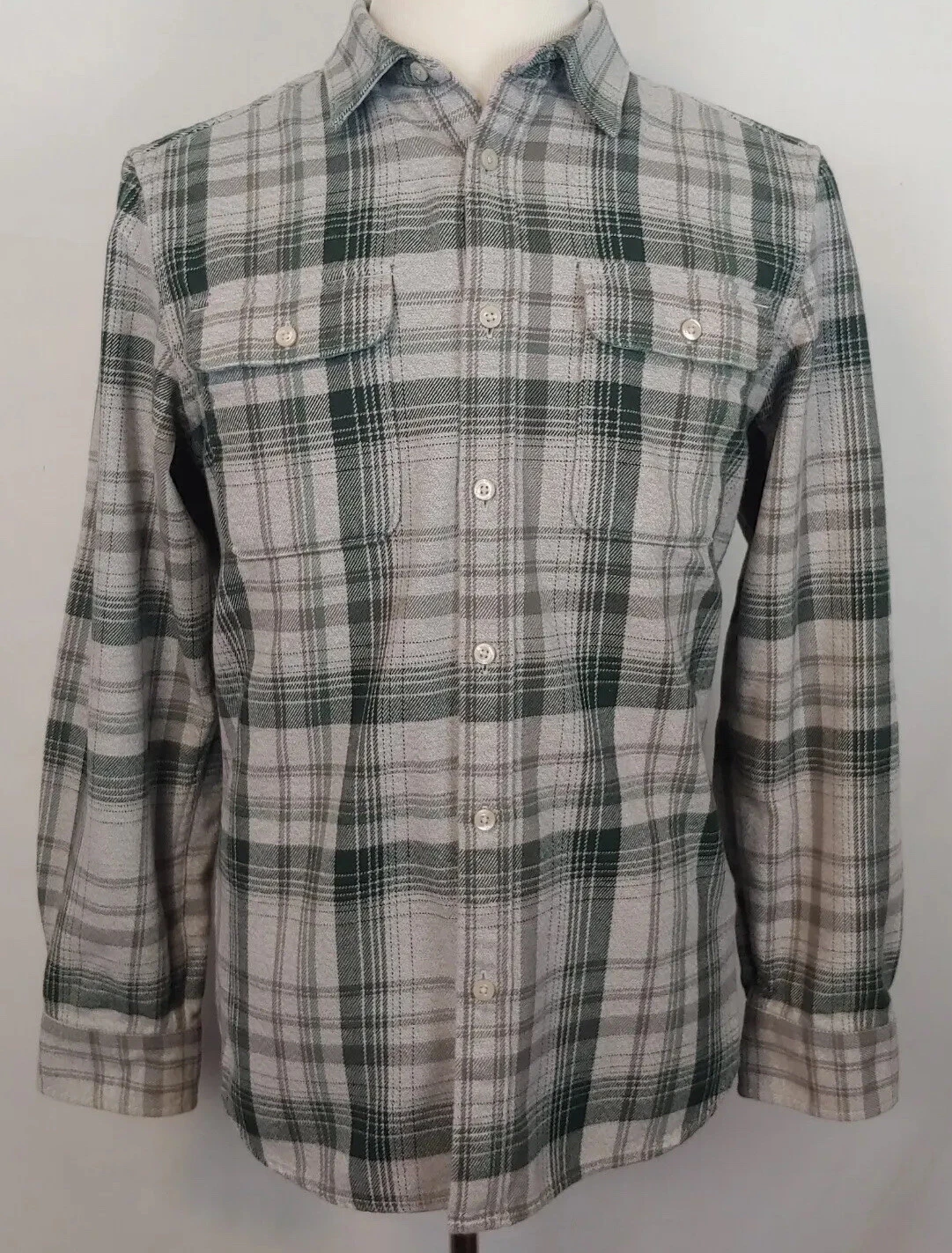 The North Face Shirt Men Sz M Long Sleeve Flannel Button Up Out Door Gray Plaid