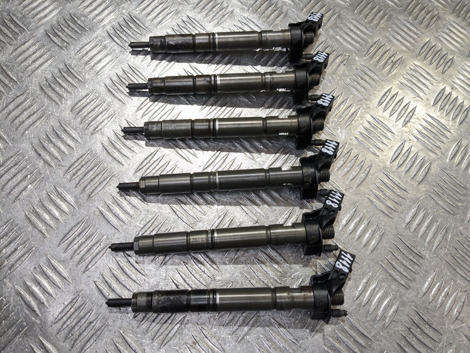 AUDI Q7 FUEL INJECTOR SINGLE X1 3.0 TDI CRCA CRC DIESEL MK1 4L 2011