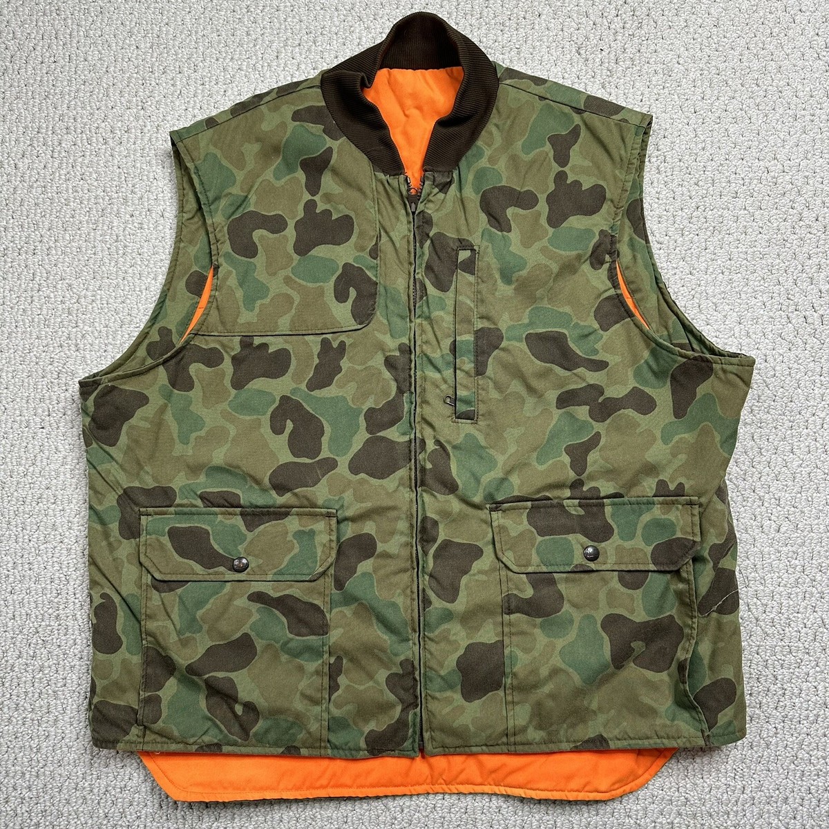 Vintage Woolrich Mens Green Camo Blaze Reversible Down