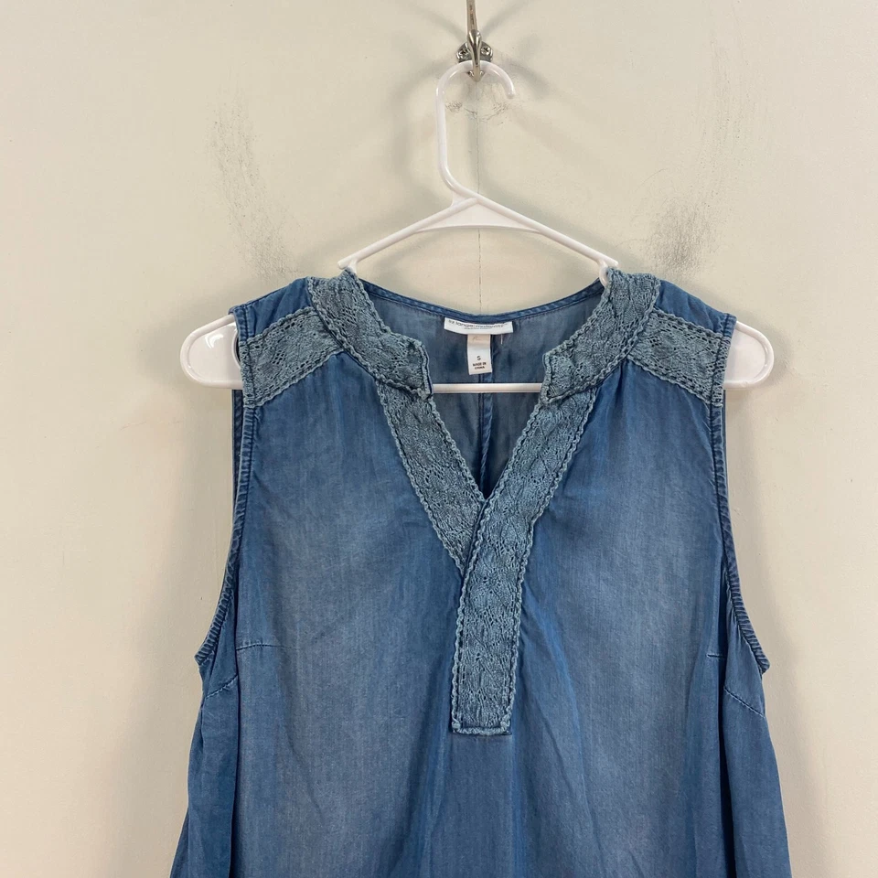 Camisa de vestir pequeña para mujer Liz Lange túnica sin mangas azul cambray denim rodilla 7001 Foto 3 de 4