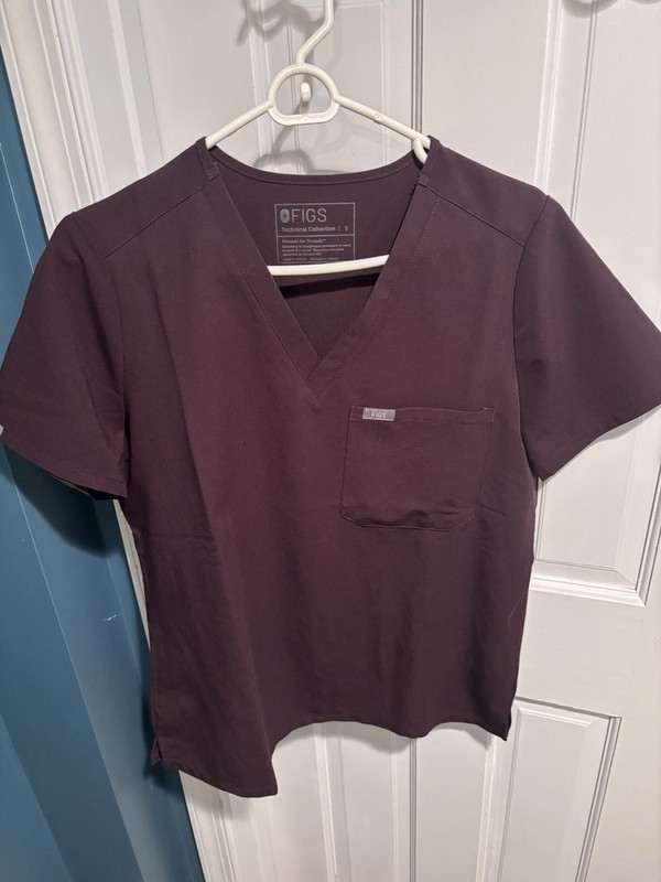 FIGS Scrub Caterina Women's SMALL  Top Burgundy Scrub Top Medical