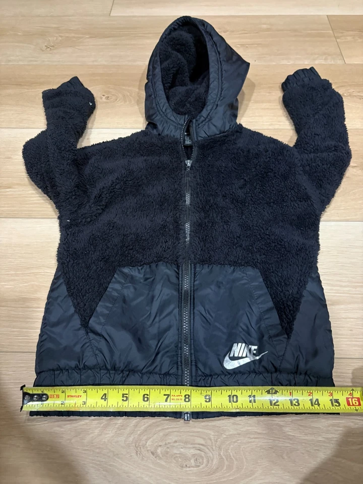 Chaqueta Sherpa Nike Niños Cremallera Completa Negra Nylon Bolsillo Acogedora Cálida Talla Mediana Foto 3 de 4