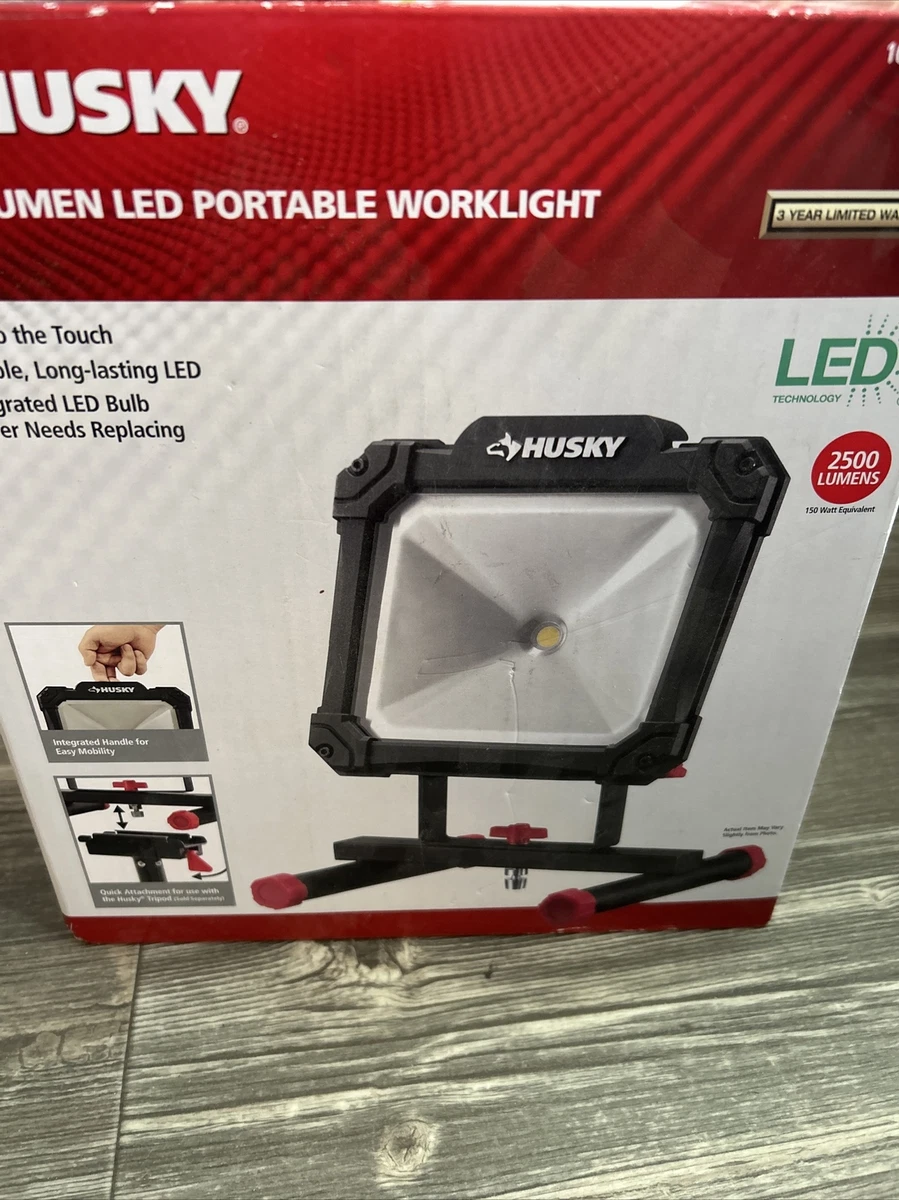 Husky 2500 Lumen Portable LED Work light eBay