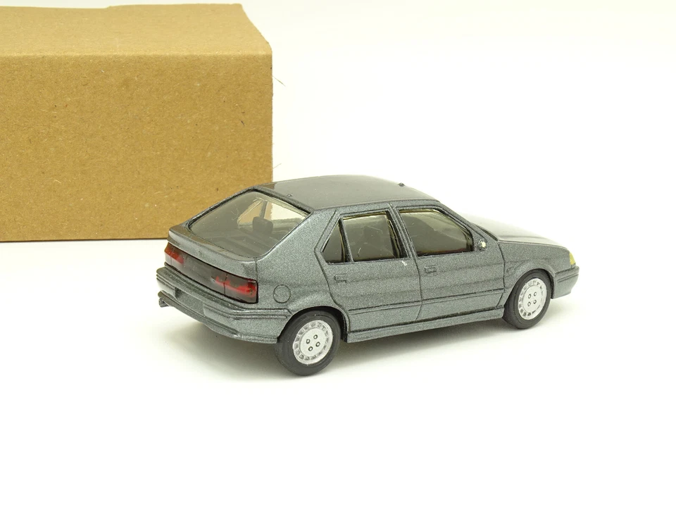 JPS Resina SB 1/43 - Renault 19 Fase 2 5 Porte Grigia - Immagine 2 di 2