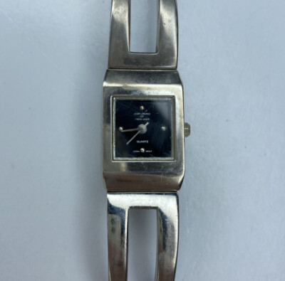 E Joan Taylor New York Japan Stainless Silver Stainless Untested