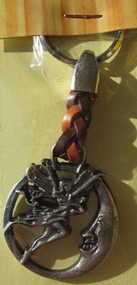Elfe und Mond Metall + Leder Schlüsselanhänger Keychain NEU (A59v)