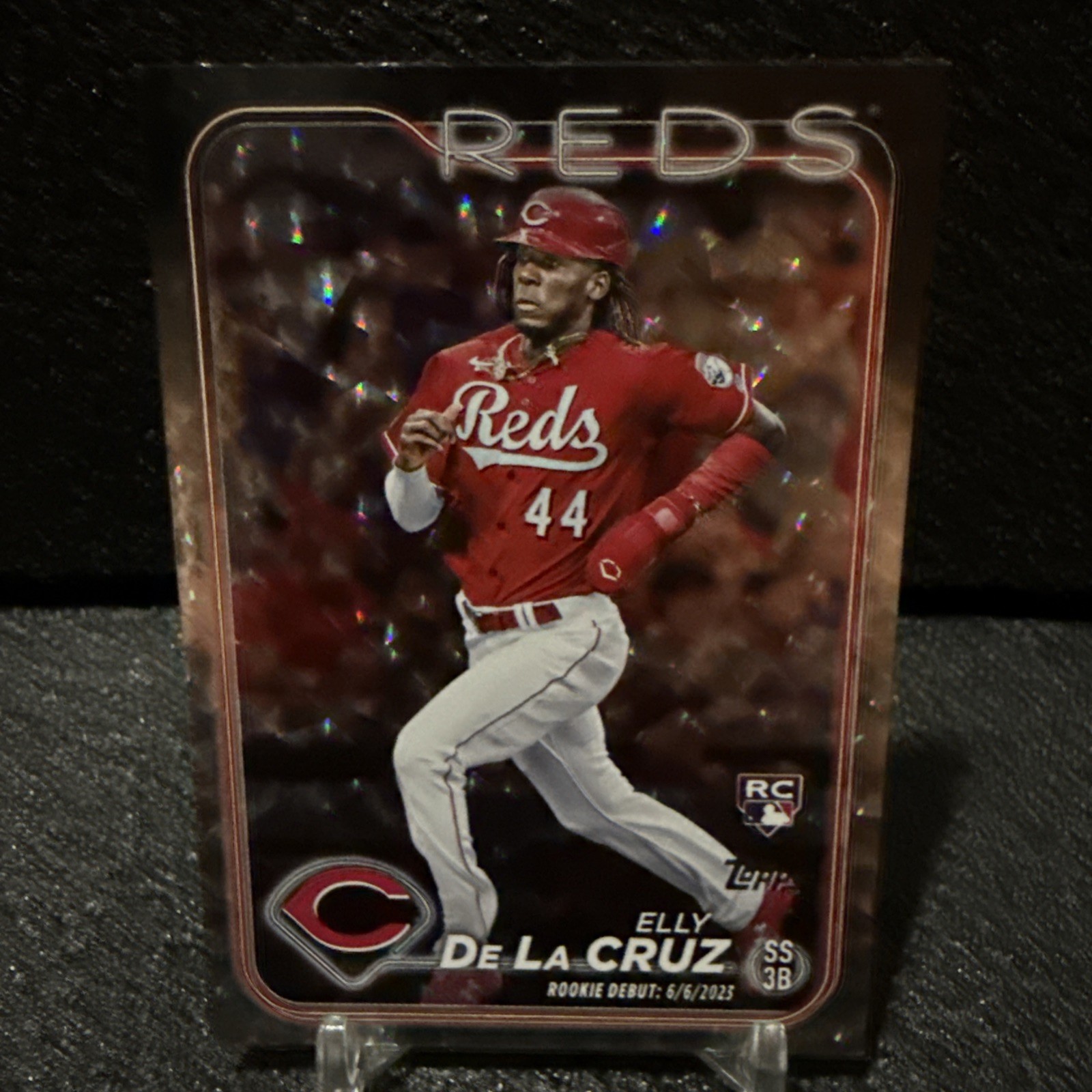 2024 Topps Series 1 - Silver Crackle Foil #141 Elly De La Cruz (RC) RARE
