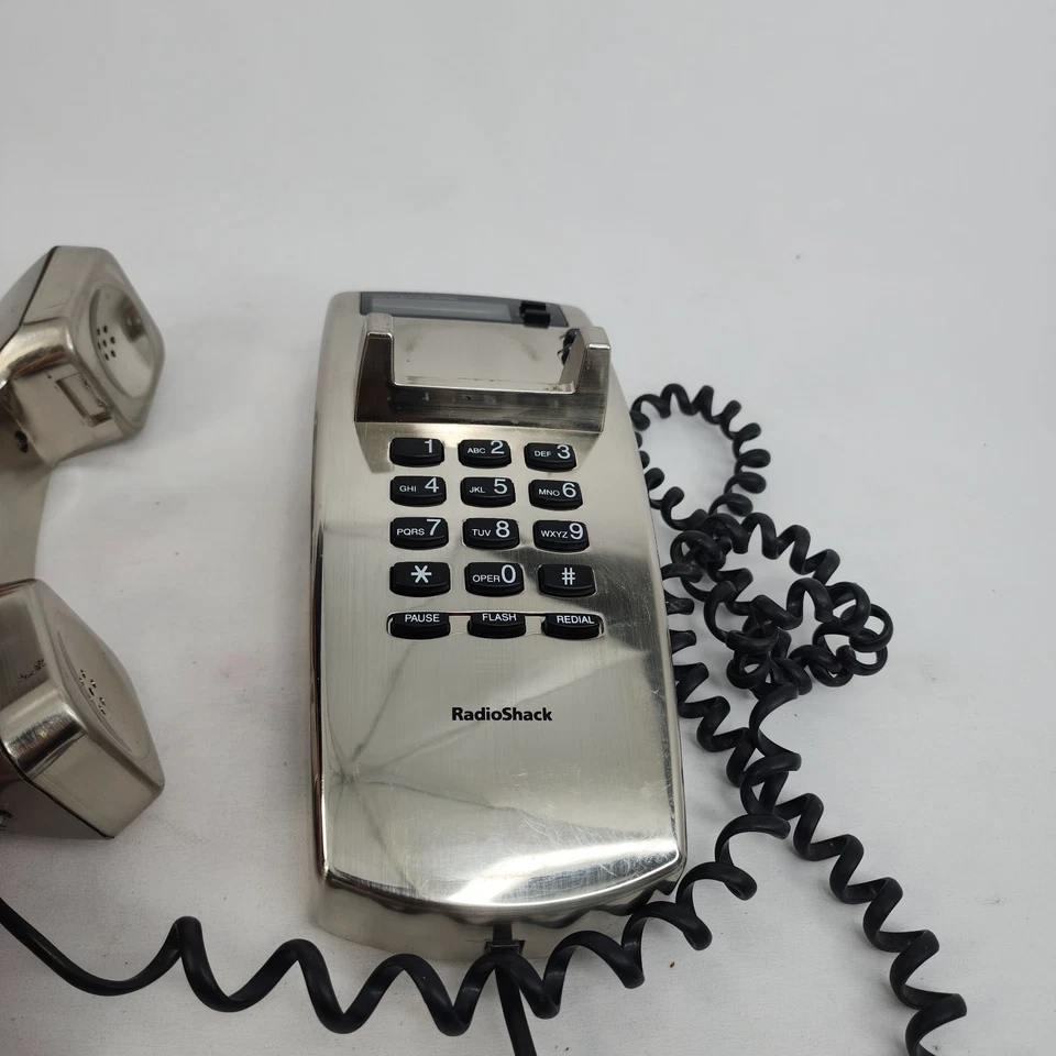 老式 RadioShack 43-3910 铬壁挂电话复古不锈钢 — 第 3/4 张图片