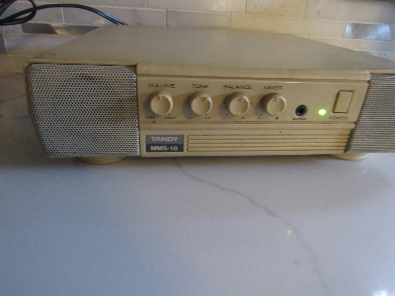 Vintage Tandy MMS-10 Computer Stereo Amp Speaker System/Powers up 1992 - product detail image 3