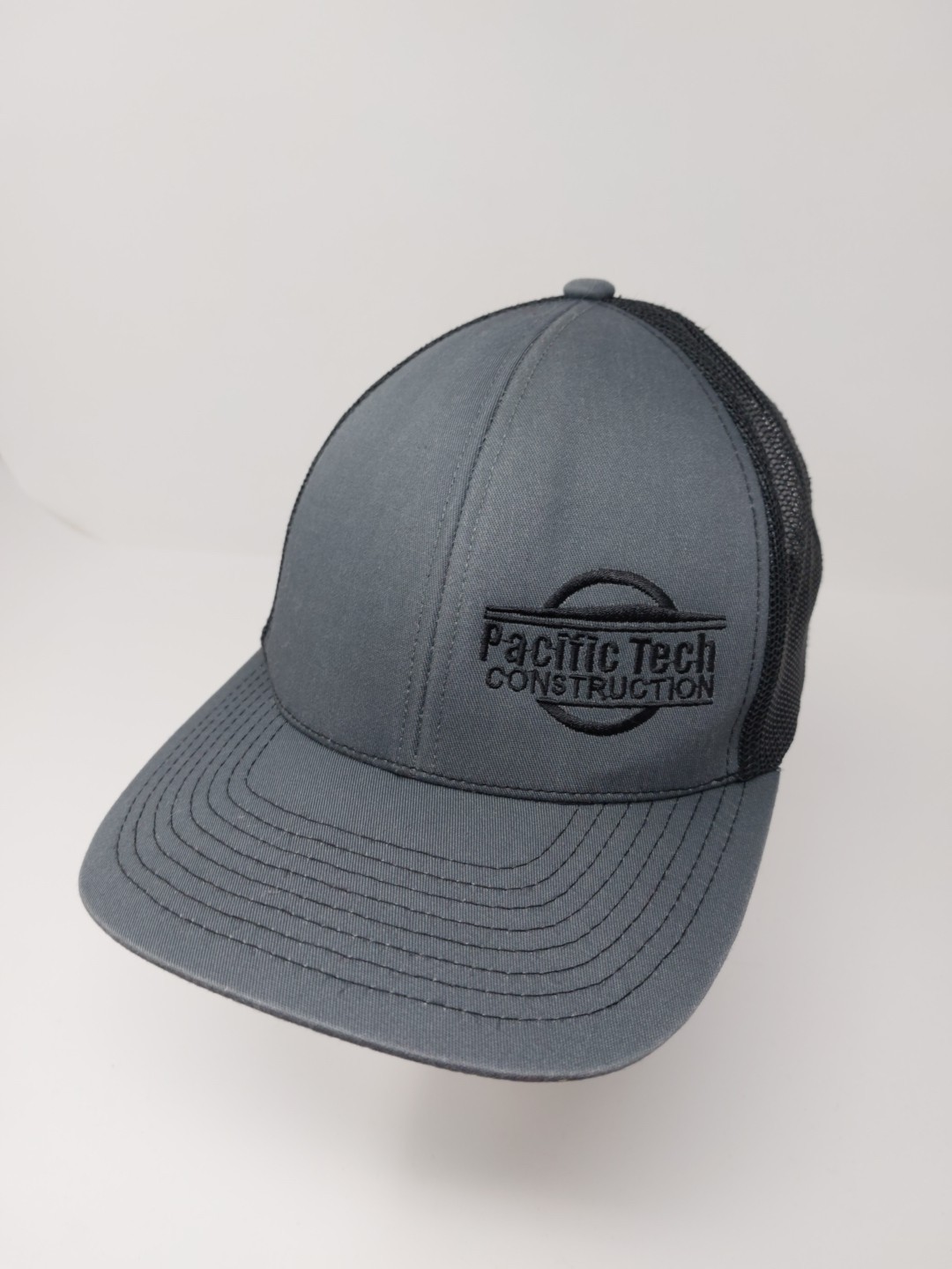 Pacific Tech Construction Snapback Trucker Hat Me… - image 1
