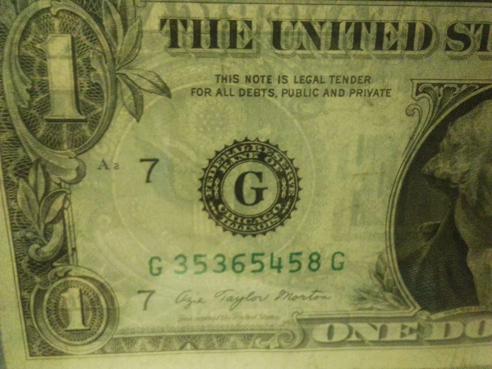  1977 A $1 💵 🏦  Note US One # G 35365458 G 💸 🆓 🪙/  Good Luck To You. - Image 3 of 4