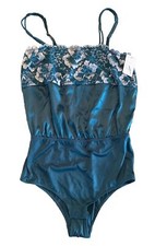 Auden Women's Square Neck Bodysuit, Emerald Green, Lace Details Size Small