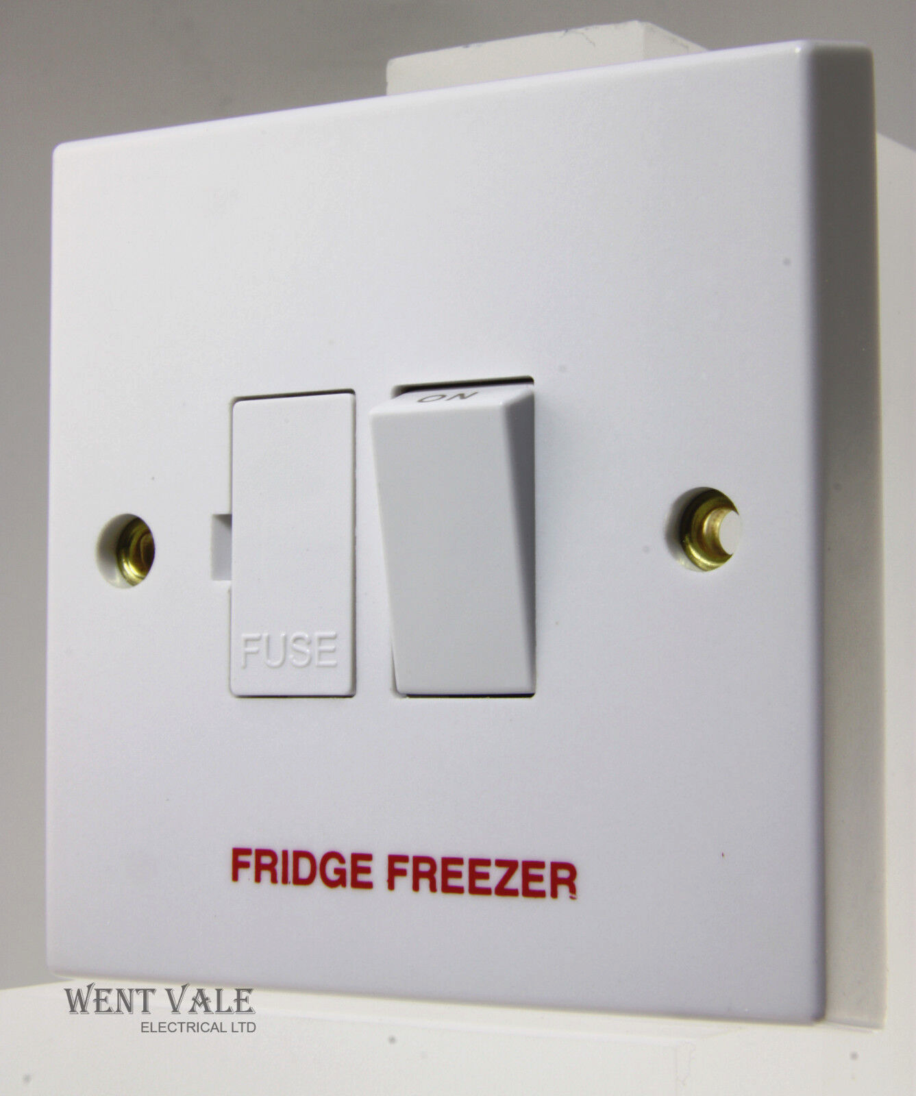 Volex - VX1080FF - 13a White Moulded Switched Fused Spur Marked ""Fridge Freezer""