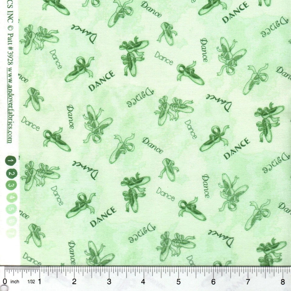 Zapatillas de ballet At the Barre verde Andover 100 % tela de algodón por yarda Foto 2 de 2