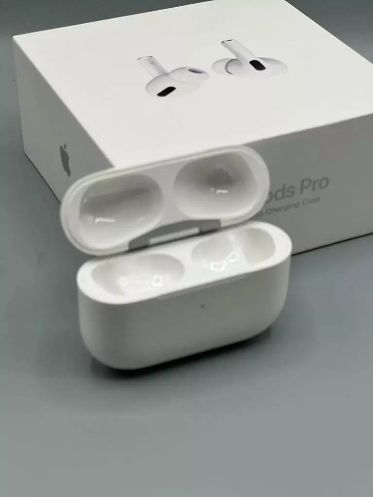 Apple AirPods Pro Charging Case ONLY - A2190 - 100% &amp; Authentic | eBay