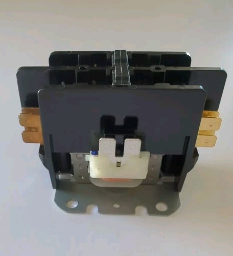 ABB DP30C2P-2B Contattori uso definito 2 poli 30FLA 40A 208/240 50/60Hz V - Foto 2 di 2