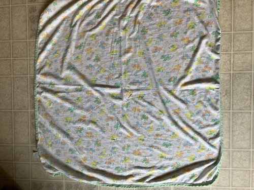 Vintage Carter's Green Trim Dog Print Baby Blanket White Cotton Polyester Blend - Picture 4 of 5