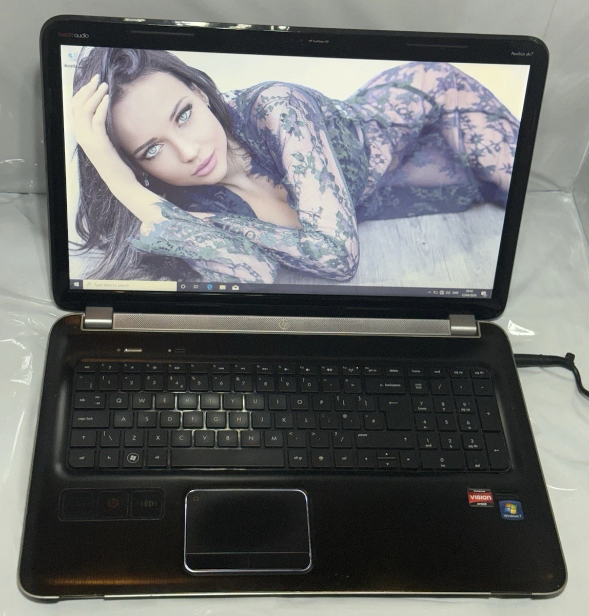HP Pavilion dv7 17インチ（ジャンク品） Refurbished HP Pavilion 17-f251sa 17.3 Windowsノート本体
