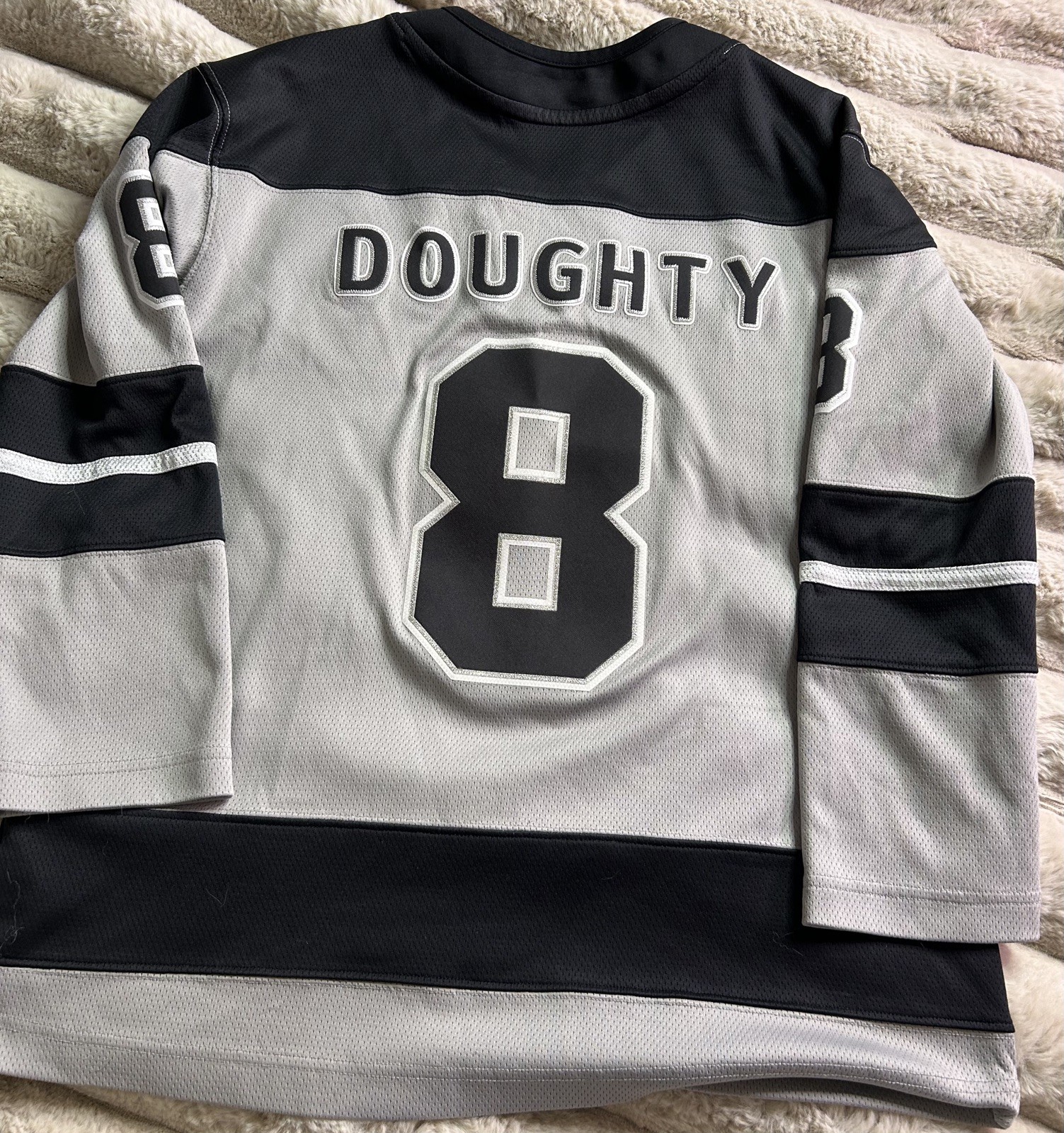 Los Angeles Kings Silver Gray Youth Fanatics Jersey XL  NHL