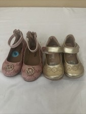 MICHAEL Michael Kors Girls' Signature Logo Charm Ballet Flats Size 6 Andrea