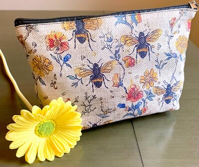 8.5''L x 6.5''W Vintage Bees & Wildflowers Zippered Pouch Cosmetic Travel Bag New