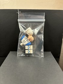 Lego Star Wars Mini Figure: Clone Trooper 501st Legion SW0445 (75002)