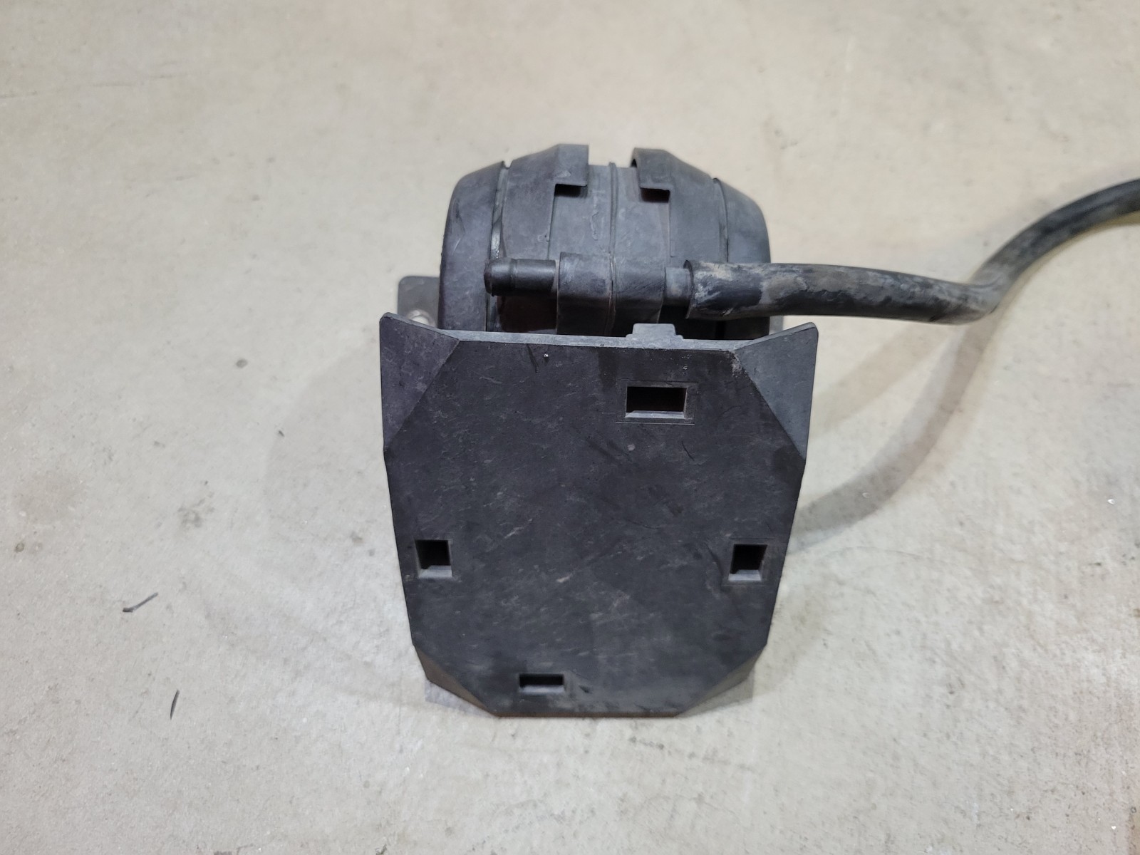 **TESTED** 1989–1991 CHRYSLER TC MASERATI FIAMM Horn OEM 41844 41840