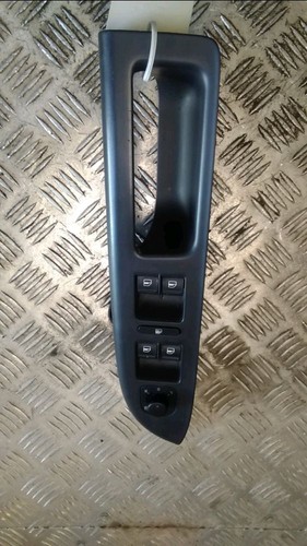 SCHALTER FÜR ELEKT. FENSTERHEBER Golf Plus (5M1/1KP) 2008 1K4959857CREH